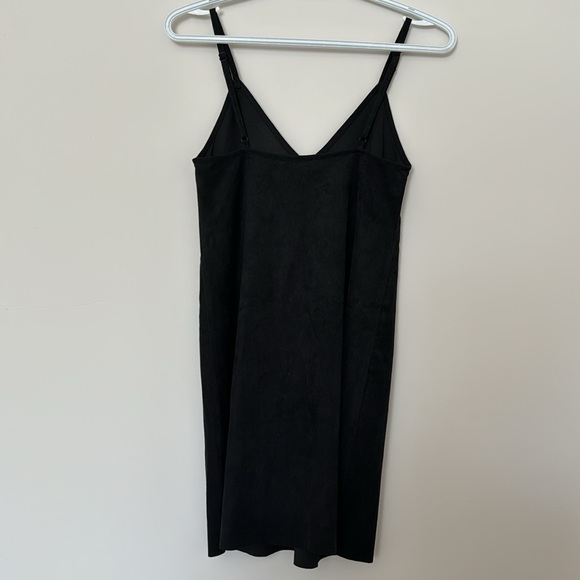 Aritzia Wilfred free black dress - Picture 2 of 4